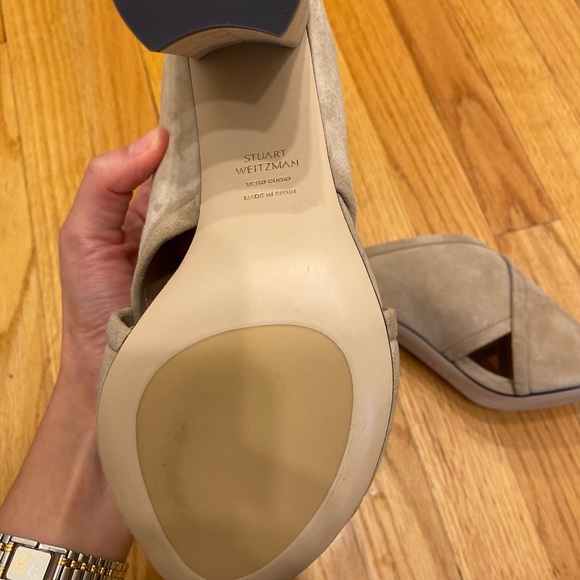 🌹SOLD🌹Stuart Weitzman Sam Nude Suede Heels - Picture 12 of 12